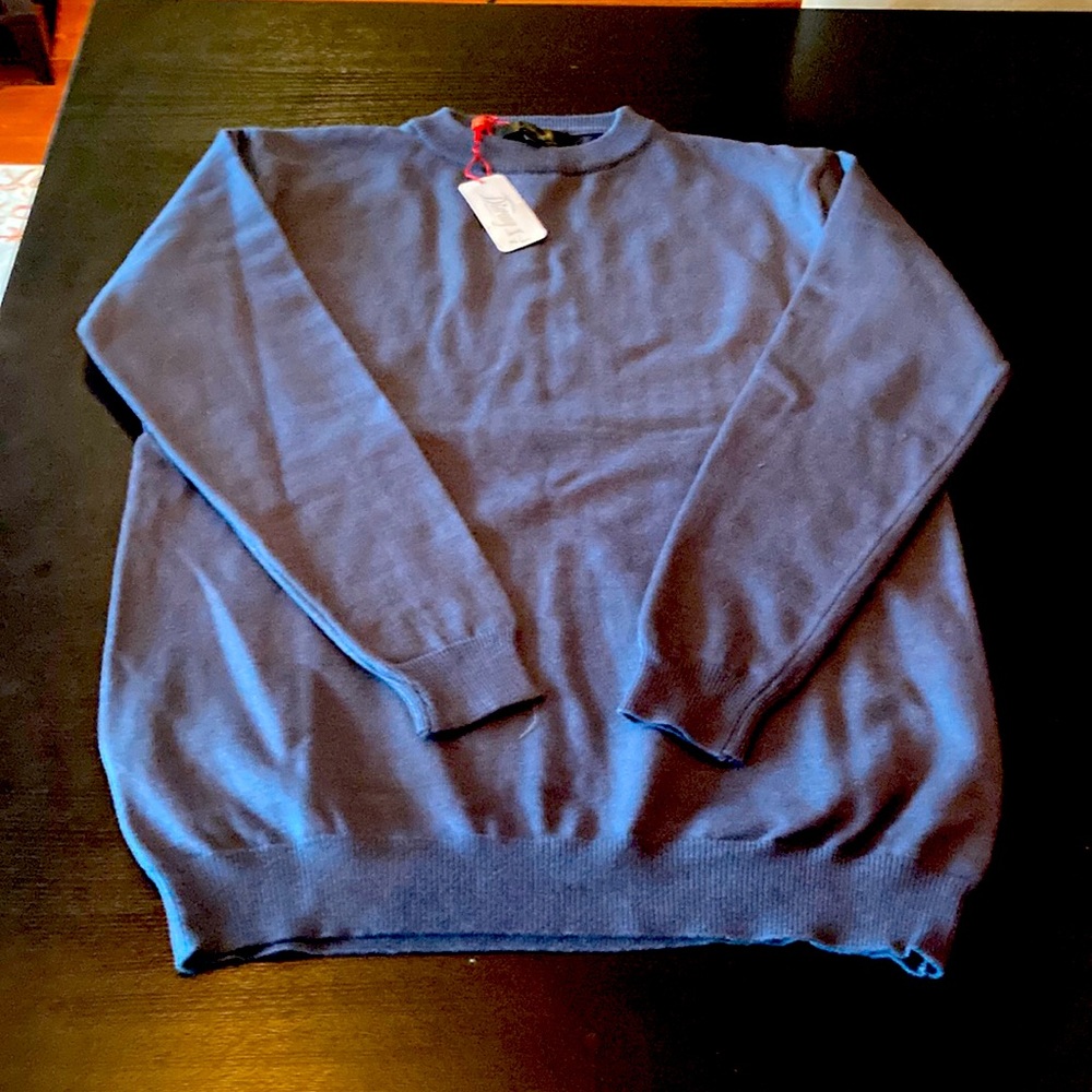 Mens new grey sweater